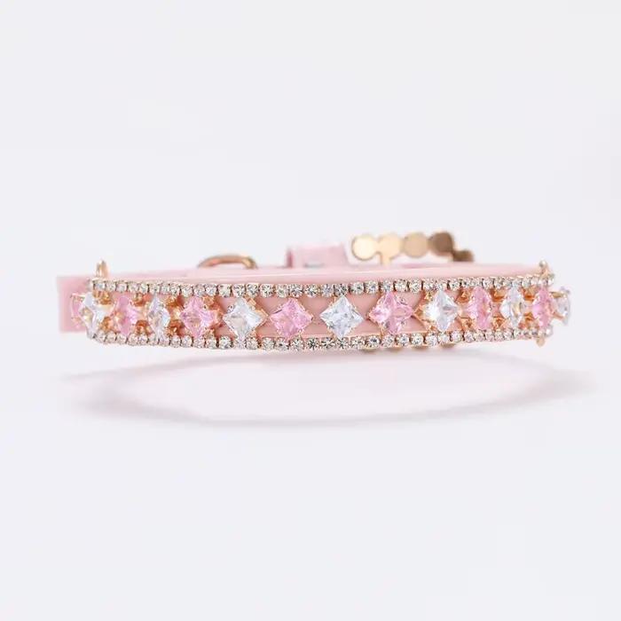 Collier de chien en strass Collier de chat en perles de créateur de luxe Sangle de cou réglable Coll