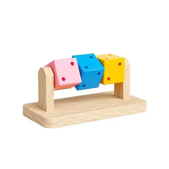 Jouet à mâcher interactif en bois coloré en forme de cube Rubik, amusant pour soulager l'ennui des p