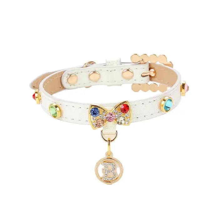 Collier de chiot en cuir diamant réglable avec pendentif B biscuits, collier de luxe pour animaux de
