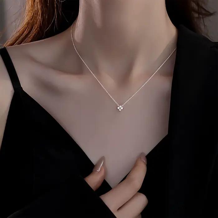 Petit collier porte-bonheur trèfle à quatre feuilles en argent S925 pour femmes, chaîne de clavicule