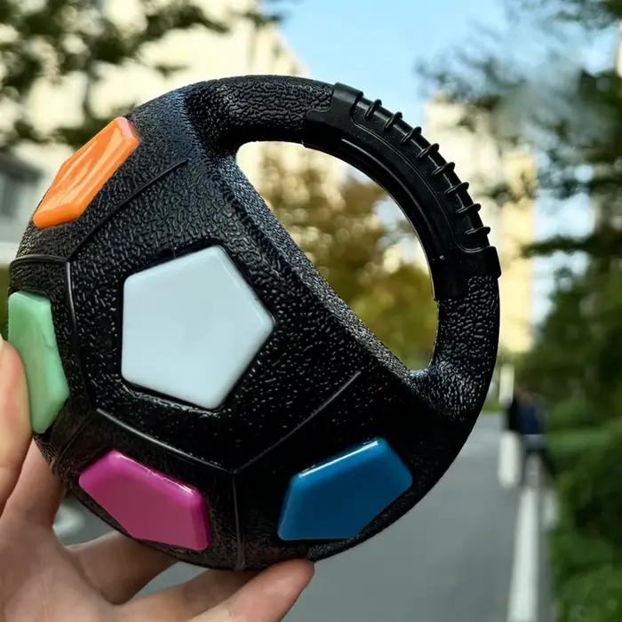 Jouets pour chiens ballon de football avec poignée à l'extérieur flottant grinçant pour remorqueur d