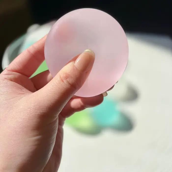 Balle en velours semi-transparente à presser, anti-stress, apaisante, à récupération lente, jouet se