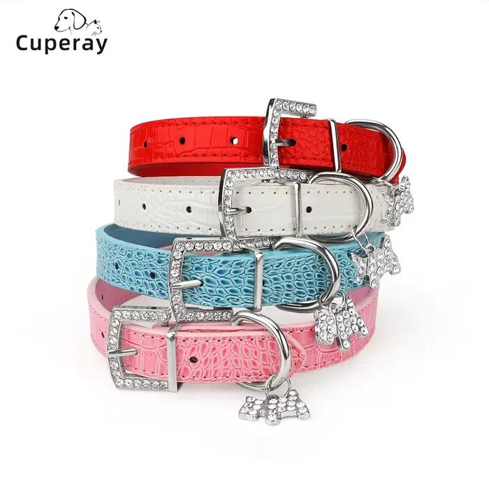 Petit collier de chien durable en cuir PU rembourré colliers pour animaux de compagnie avec pendentif chiot et boucle