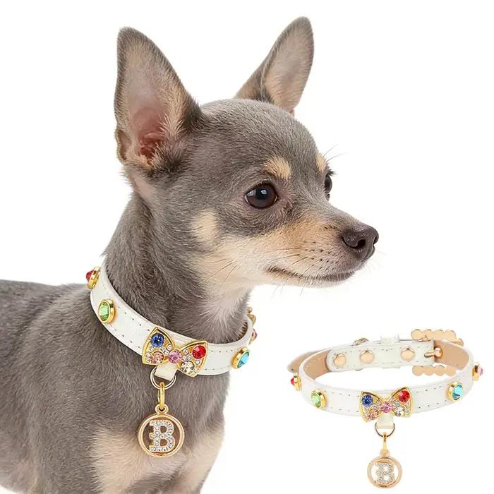 Collier de chiot en cuir diamant réglable avec pendentif B biscuits