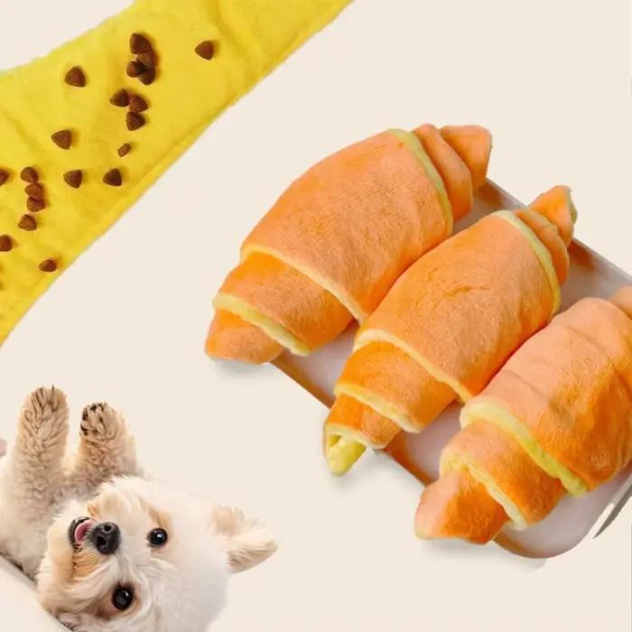 Jouet pour chien en forme de croissant souple