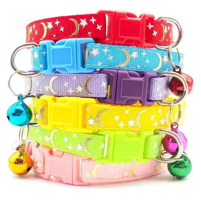 Accessoires pour chiens collier de chien réglable étoiles de lune de dessin animé avec cloche