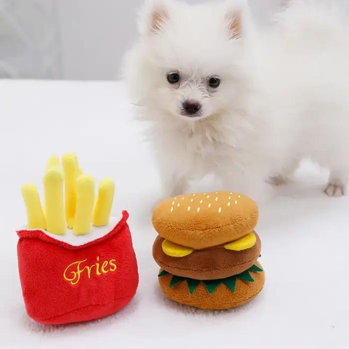 Jouet pour animaux de compagnie en forme de hamburger et de frites, jouet à mâcher moelleux et couineur, compagnon de jeu interactif amusant, fournitures de divertissement quotidien, jouet pour chat e