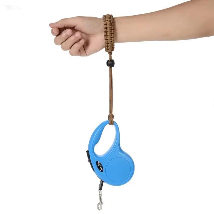 Laisse pour chien mains libres avec sangle de poignet anti-chute réglable