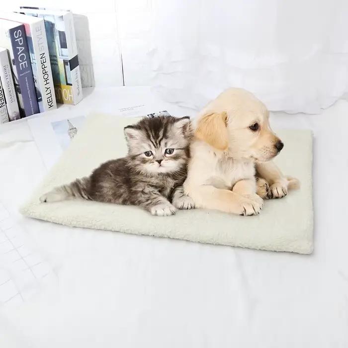 Coussinets auto-chauffants pour animaux de compagnie