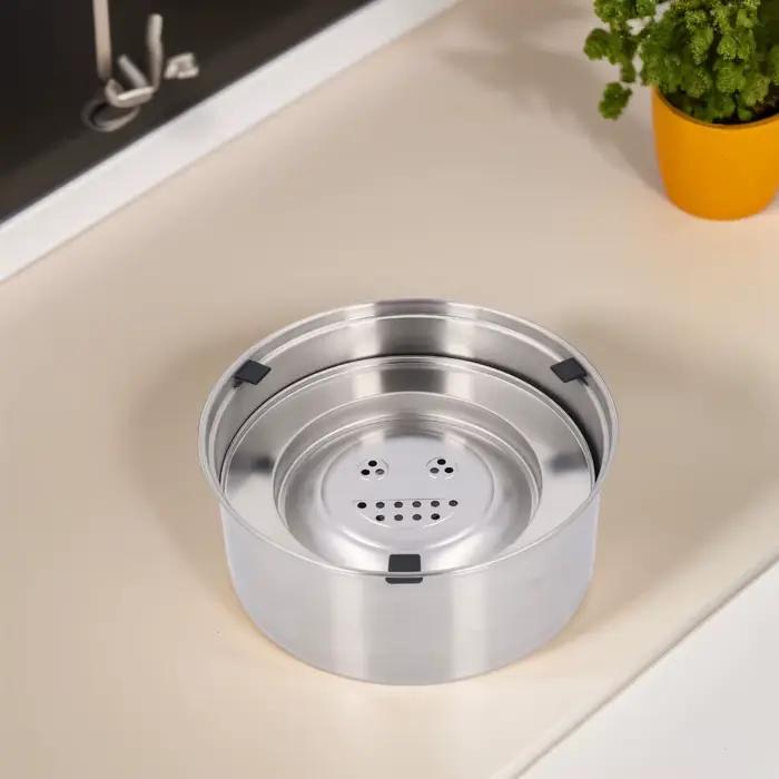 Gamelle flottante en métal pour chien