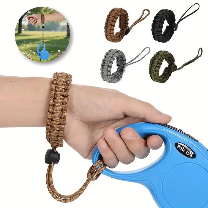 Laisse pour chien anti-chute avec sangle de poignet réglable