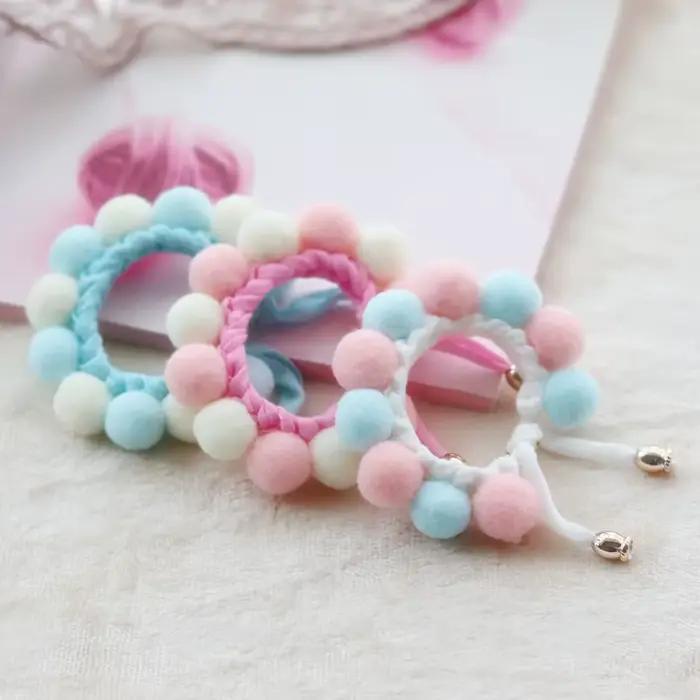 Collier pour chien tricoté à la main
