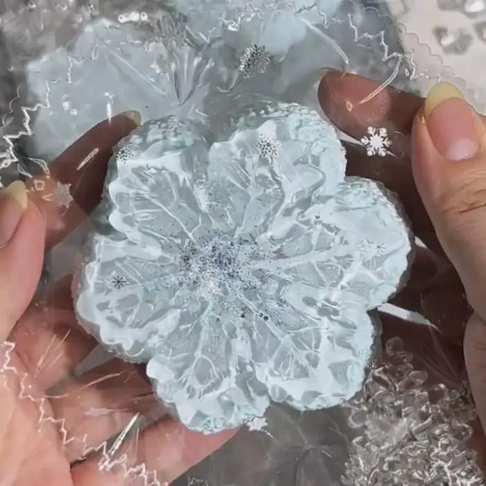 Jouet à presser flocon de neige extra large, jouets sensoriels à presser flocon de neige, rebond lent, matériau en silicone façonnable, pour adultes, cadeaux ﻿