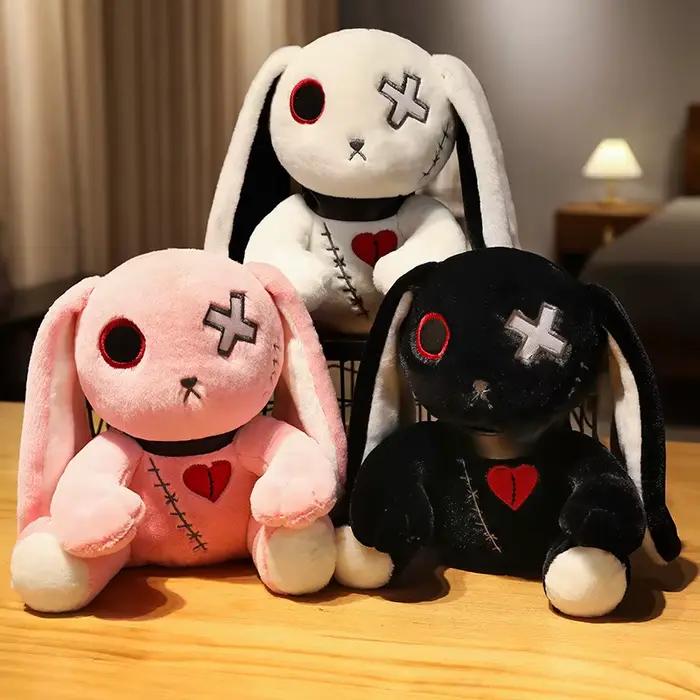Lapin en peluche gothique effrayant
