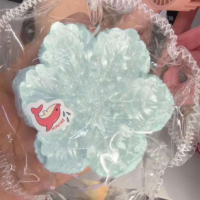 Jouet à presser flocon de neige extra large, jouets sensoriels à presser flocon de neige, rebond lent, matériau en silicone façonnable, pour adultes, cadeaux ﻿