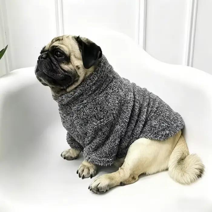 Pull en polaire pour bouledogue français