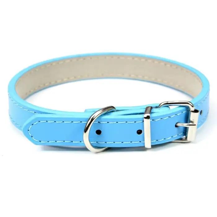 Collier coloré réglable en cuir PU pour animaux de compagnie