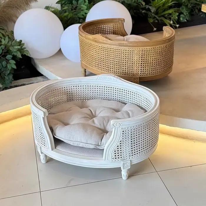 Canapé-lit classique pour chien et chat en bois massif avec coussin