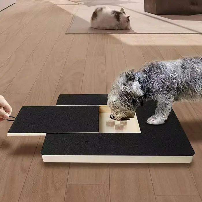 Planche à gratter pour ongles de chien, jouet en bois extractible pour animaux de compagnie avec boîte à friandises intégrée, tampon de ponçage pour ongles de chien, grattoir à griffes