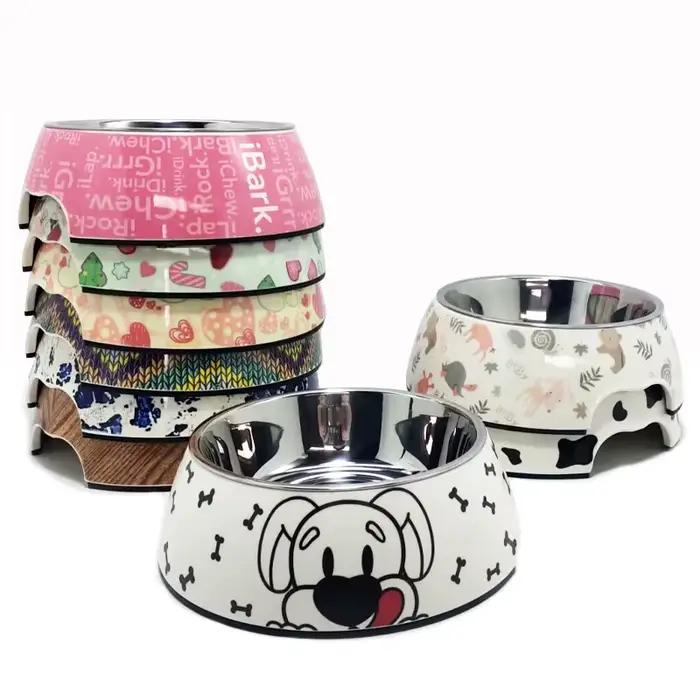 Grand bol de nourriture pour chien