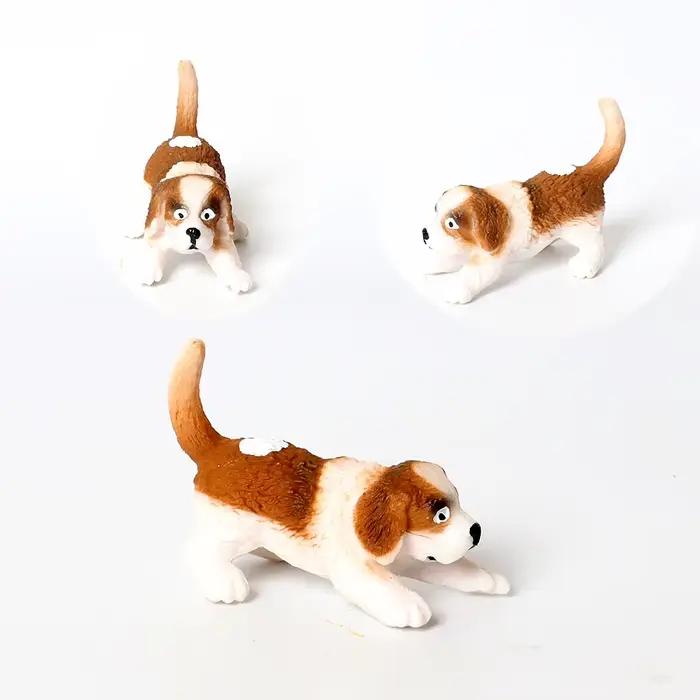 Figurines réalistes de chiens miniatures