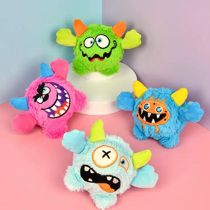 Animal en peluche mignon petit monstre avec une boule sonore pour les ventes directes d'usine de cad