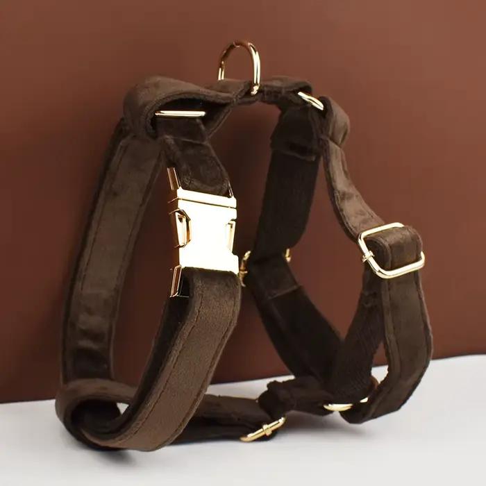 Ensemble collier et laisse pour chien en velours marron foncé, plaque nominative gravée sur mesure,