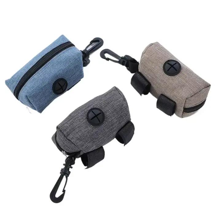 Distributeur de sacs de merde de chien suspendu