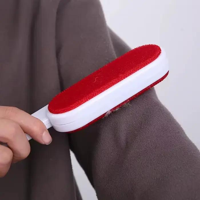 Rouleau anti-peluches autonettoyant