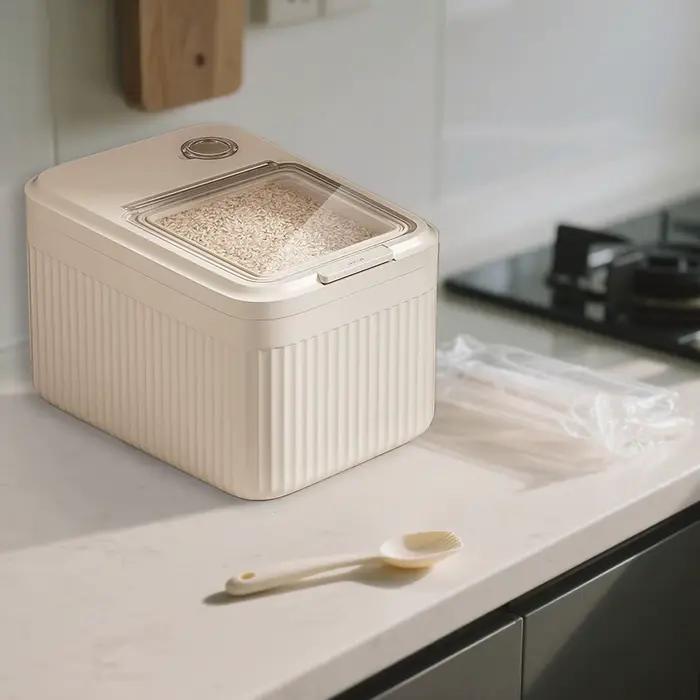 Conteneur hermétique pour aliments pour chiens
