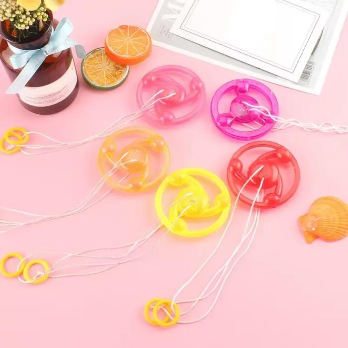 3/6/9 pièces Nouveaux Jouets Lumineux à Tirer à la Main, Jouets à Corde Lumineuse Clignotante, Jouets LED, Jouets Gyroscopiques Clignotants Nouveauté, Cadeaux