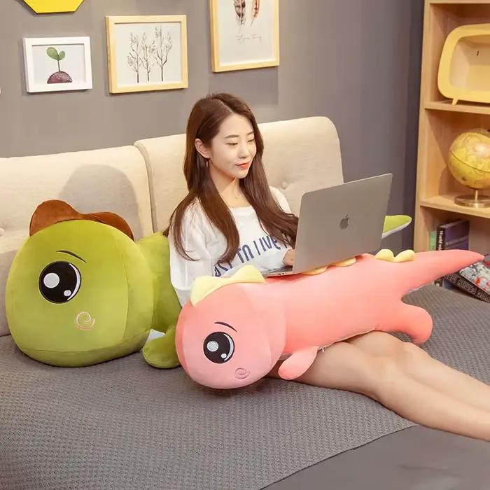 Jouet en peluche dinosaure géant à grands yeux