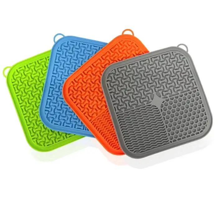 Tapis à lécher mangeoire lente pour chiens et chats
