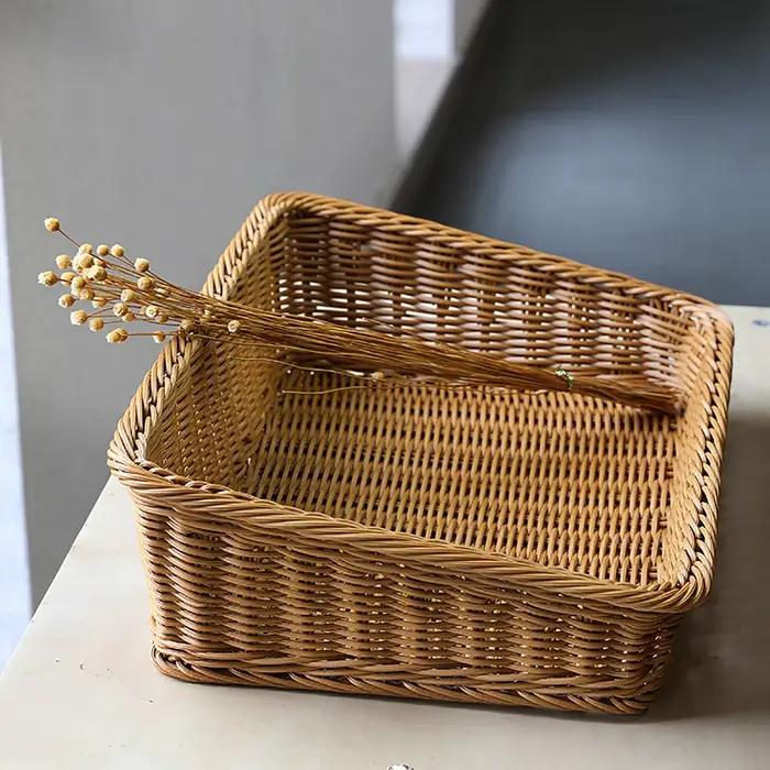 Panier de rangement tressé à la main en rotin